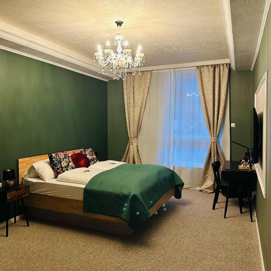 Hotel Residenz Luxury Apartments Metzingen  Bagian luar foto