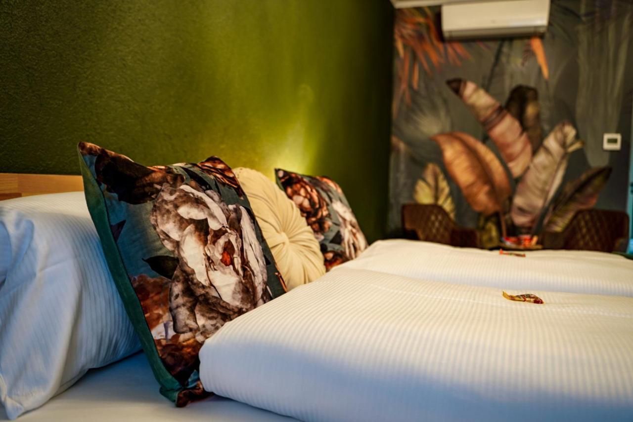 Hotel Residenz Luxury Apartments Metzingen  Bagian luar foto