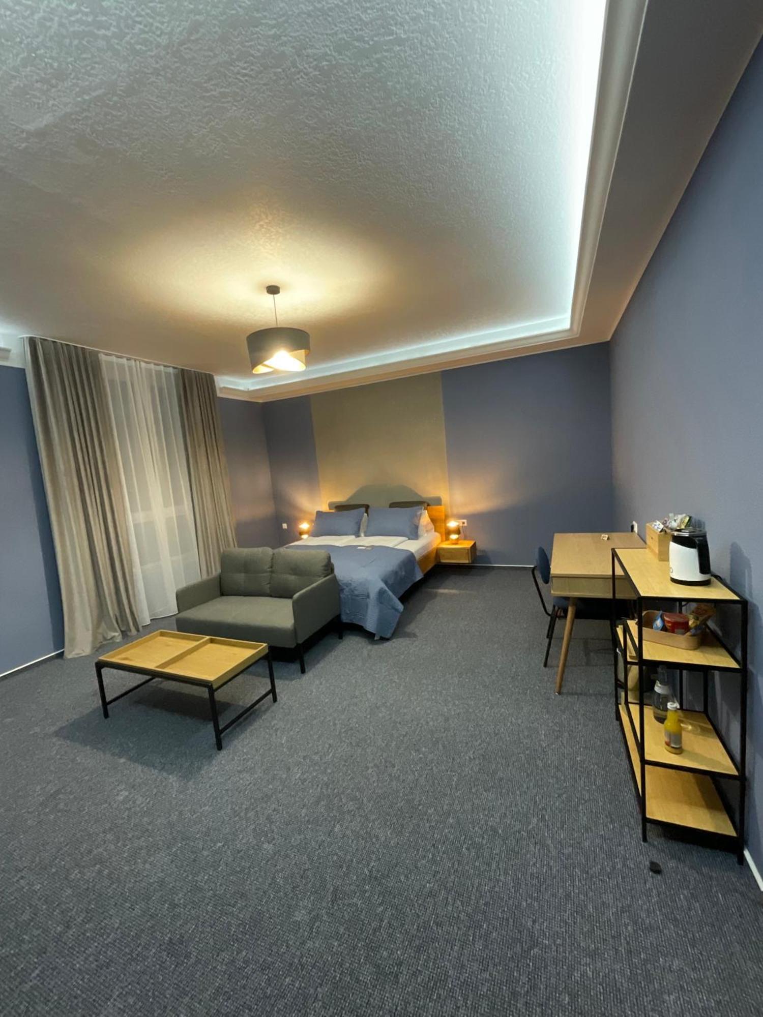 Hotel Residenz Luxury Apartments Metzingen  Bagian luar foto