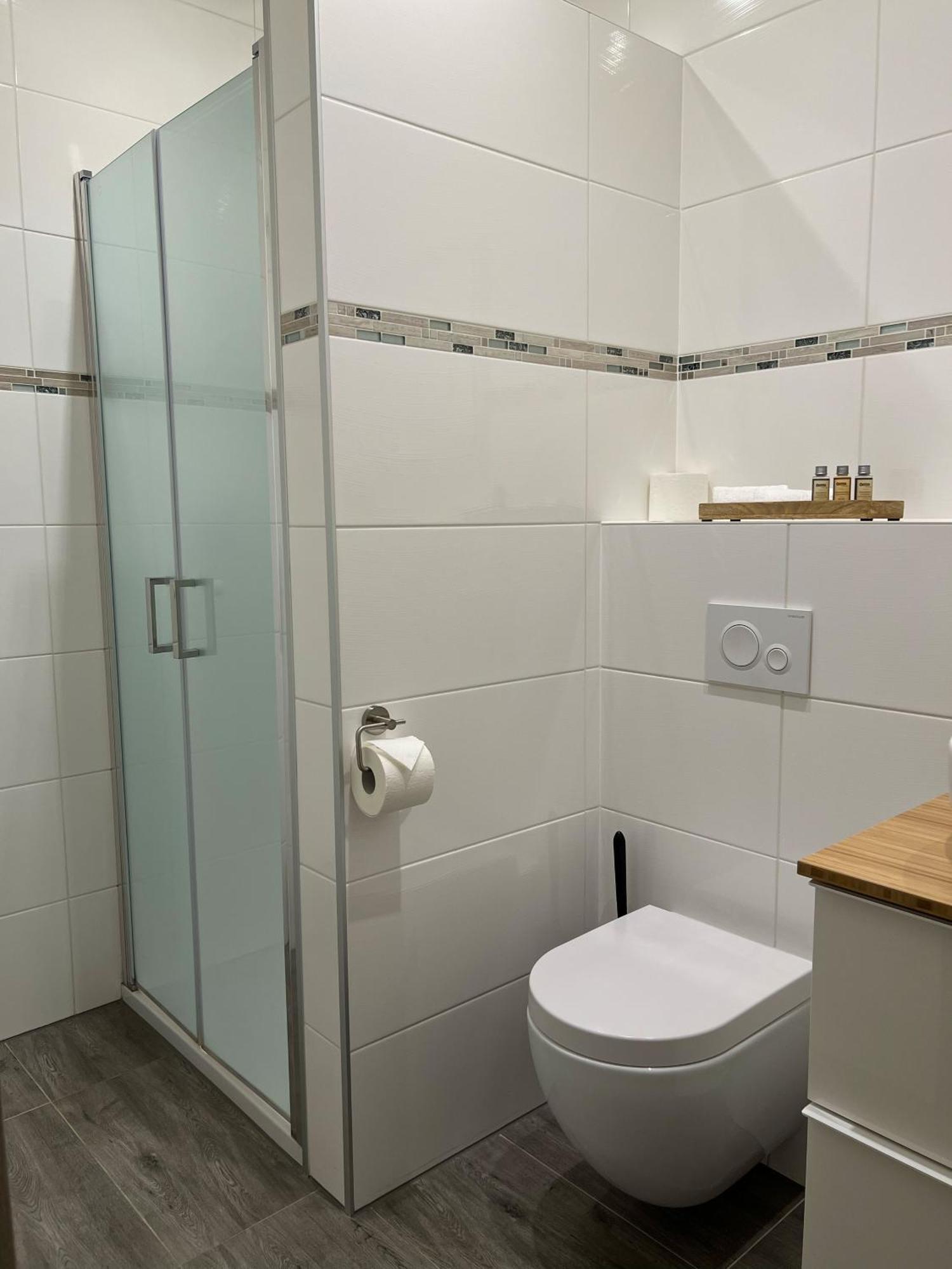 Hotel Residenz Luxury Apartments Metzingen  Bagian luar foto